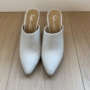 Splendid white heeled miles